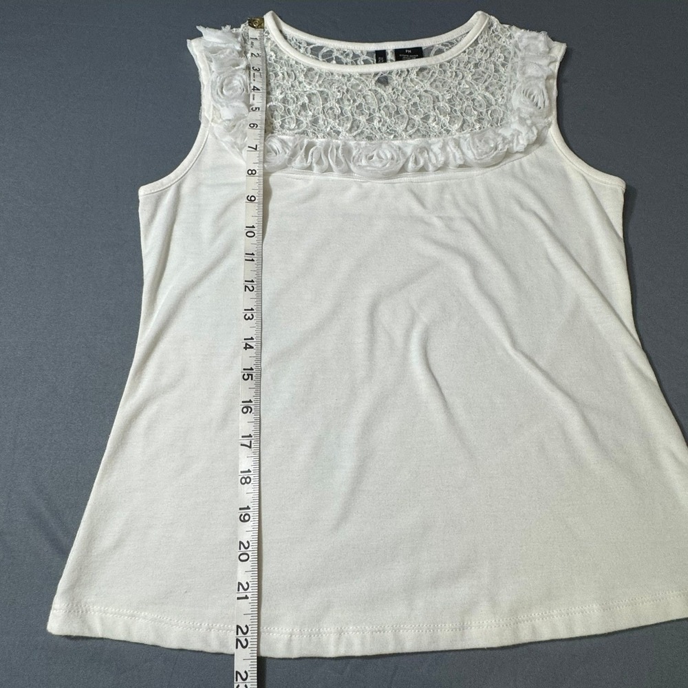 Sleeveless Lace and Rosette Top Cream Romantic Feminine Soft Girl‎ Coquette - Picture 7 of 7